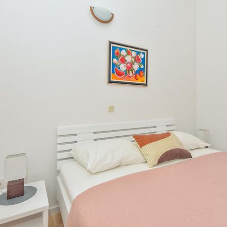 House Santro Lägenhet Baška Voda Exteriör bild