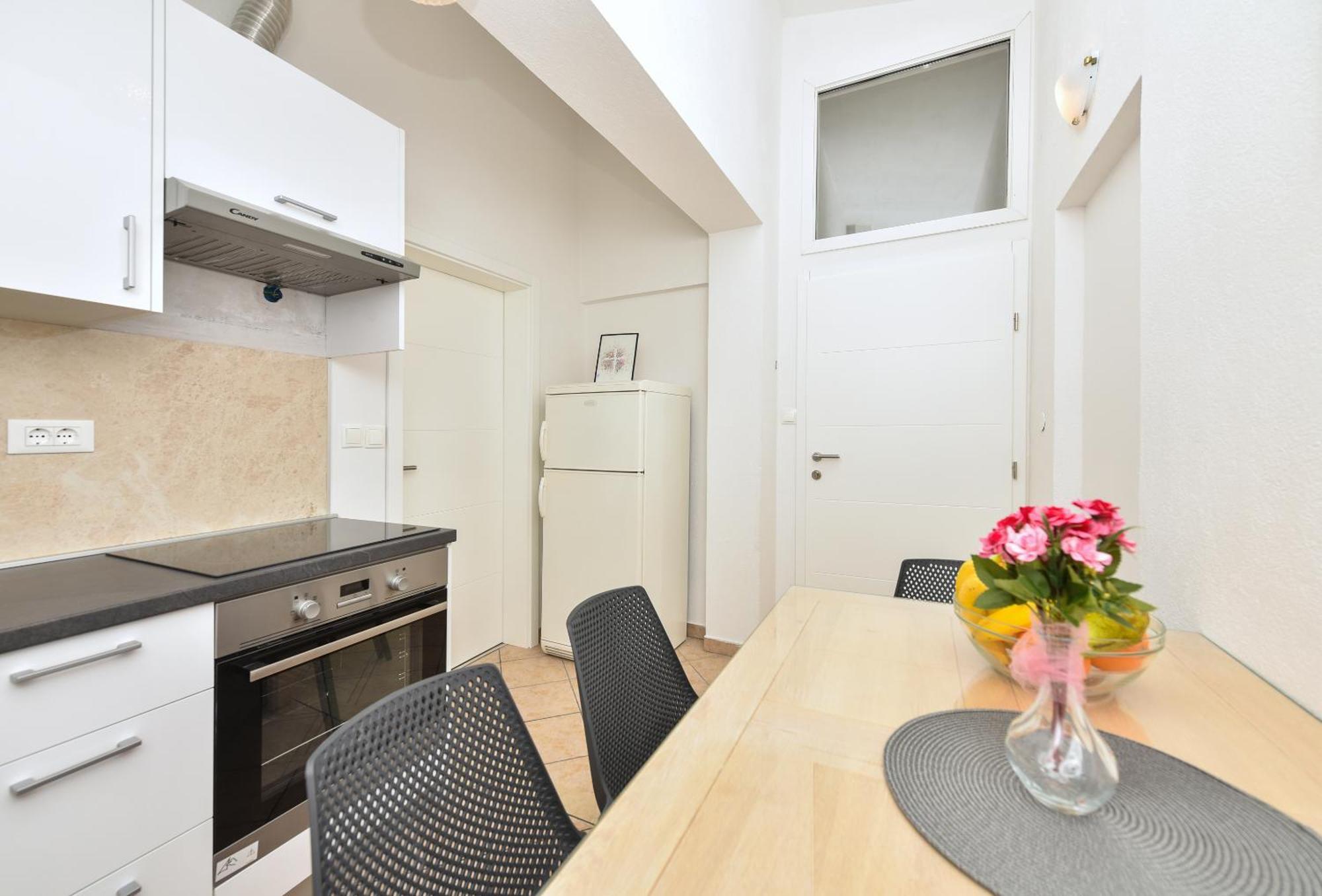 House Santro Lägenhet Baška Voda Exteriör bild